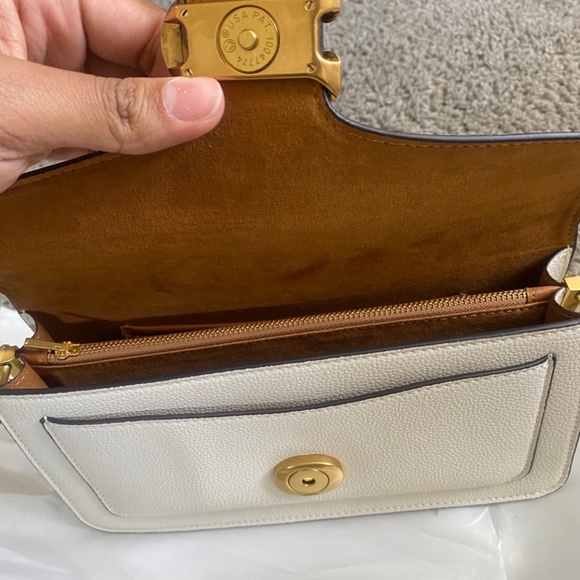 Coach shoulder tabby bags - Picture 2 of 4